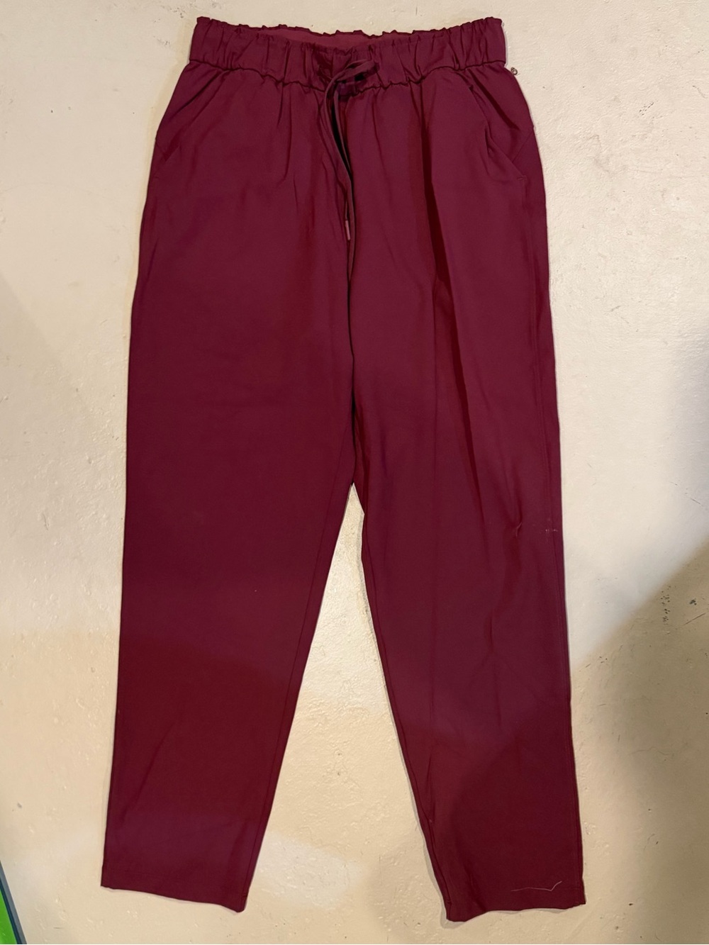 Women’s Drawstring Pants in Burgundy